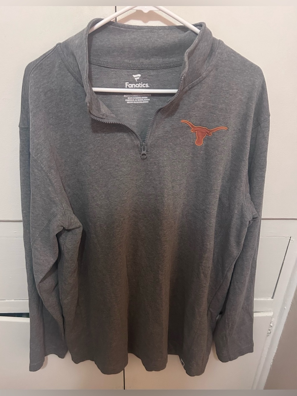 Longhorns pullover size mens XL